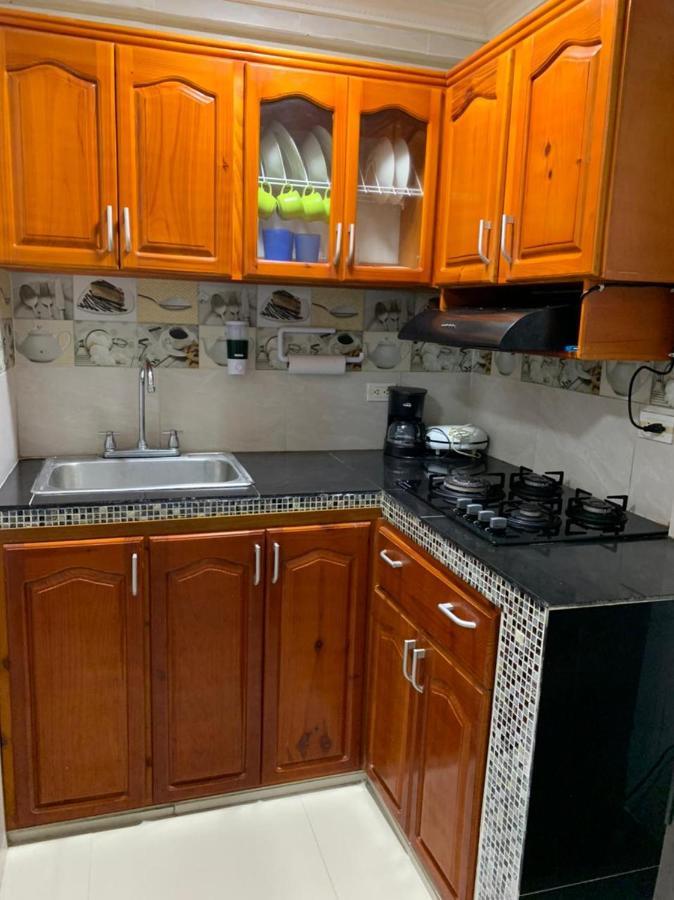 Idamar Apto 02 San Andrés Екстериор снимка