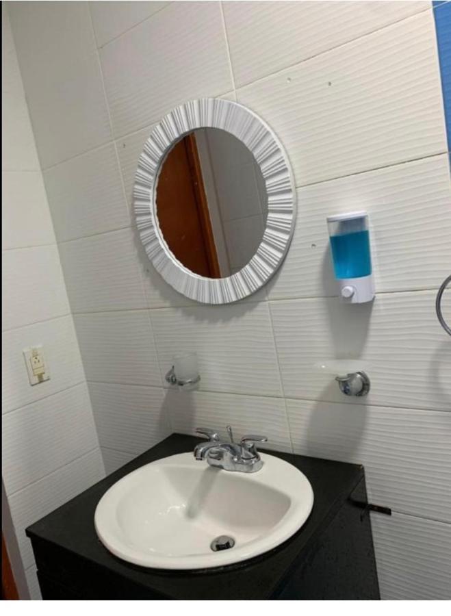 Idamar Apto 02 San Andrés Екстериор снимка